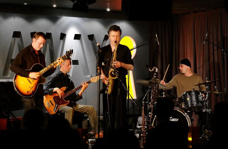 Partisans feat; Julian Seigel, Phil Robson, Thad Kelly and Gene Calderazzo S6